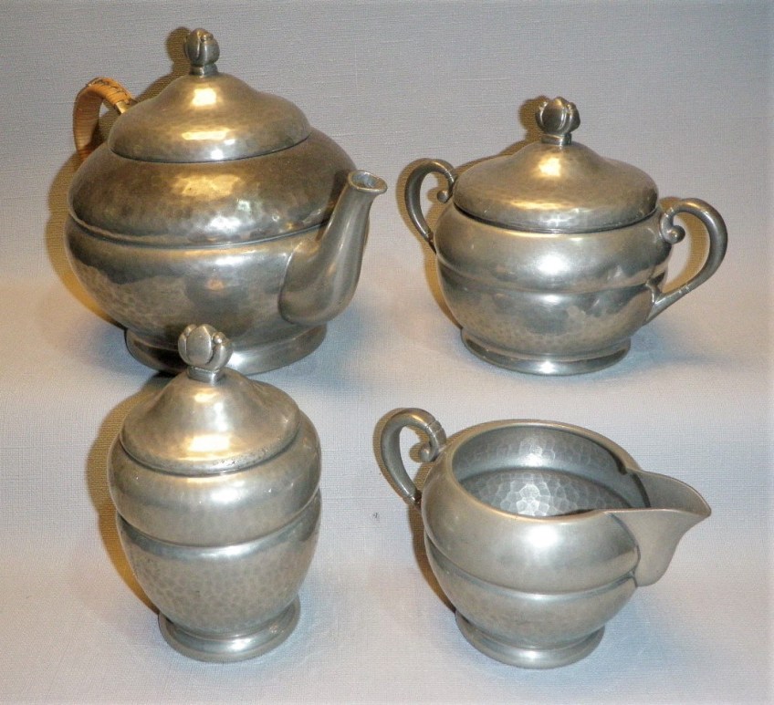 GERO set theeservies tin gehamerd